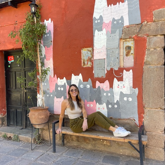 Meet your Posher, Haylee - Picture 1 of 1